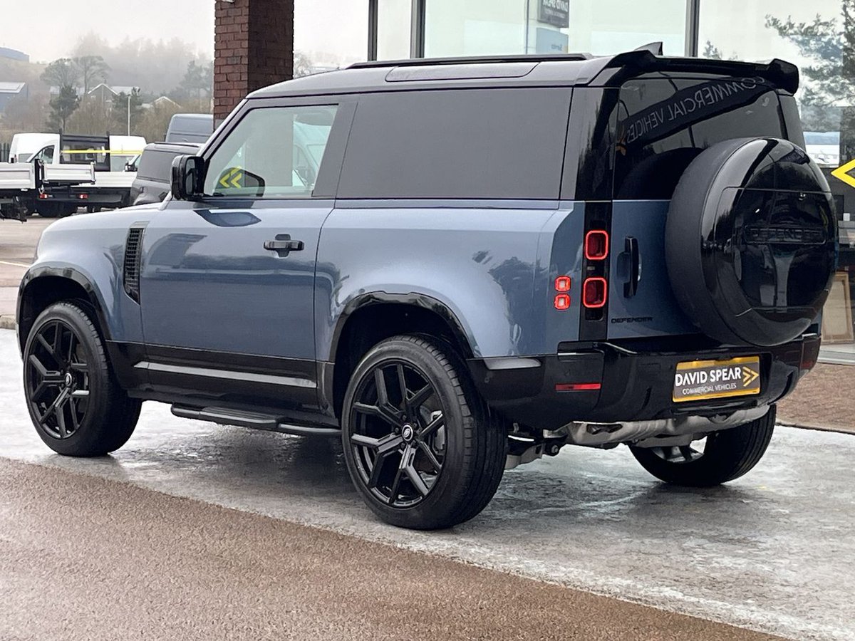 Land Rover Defender 90 Black Edition FOR SALE £56,990+VAT🔵 

Take a look on our website here 👇 
buff.ly/4aoGXHy 

For more information, call our expert sales team now on 📞 01495 309098 or enquire at ✉️ sales@david-spear.com