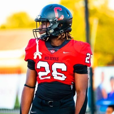 HallTechSports1's tweet photo. 👀”While We Here: 4 ‘26 QBs & RBs”
(Alabama)

As I continue highlighting ‘25s this week….here are the Top 4 non-committed ‘26 QBs & RBs in Alabama….

*👨🏽‍💻Certified Intel Series…

*Top 2 QBs:
• @brockbradley_5 
• @SamuelLDunn11 

*Top “2” RBs:
• @CameronPhinizee 
• @DonovanCrow1 / @xavier07_j /@MikeJones__21 

* All display high character & work of elite level student-athletes

(@OnPointMediaMG)#Alabama