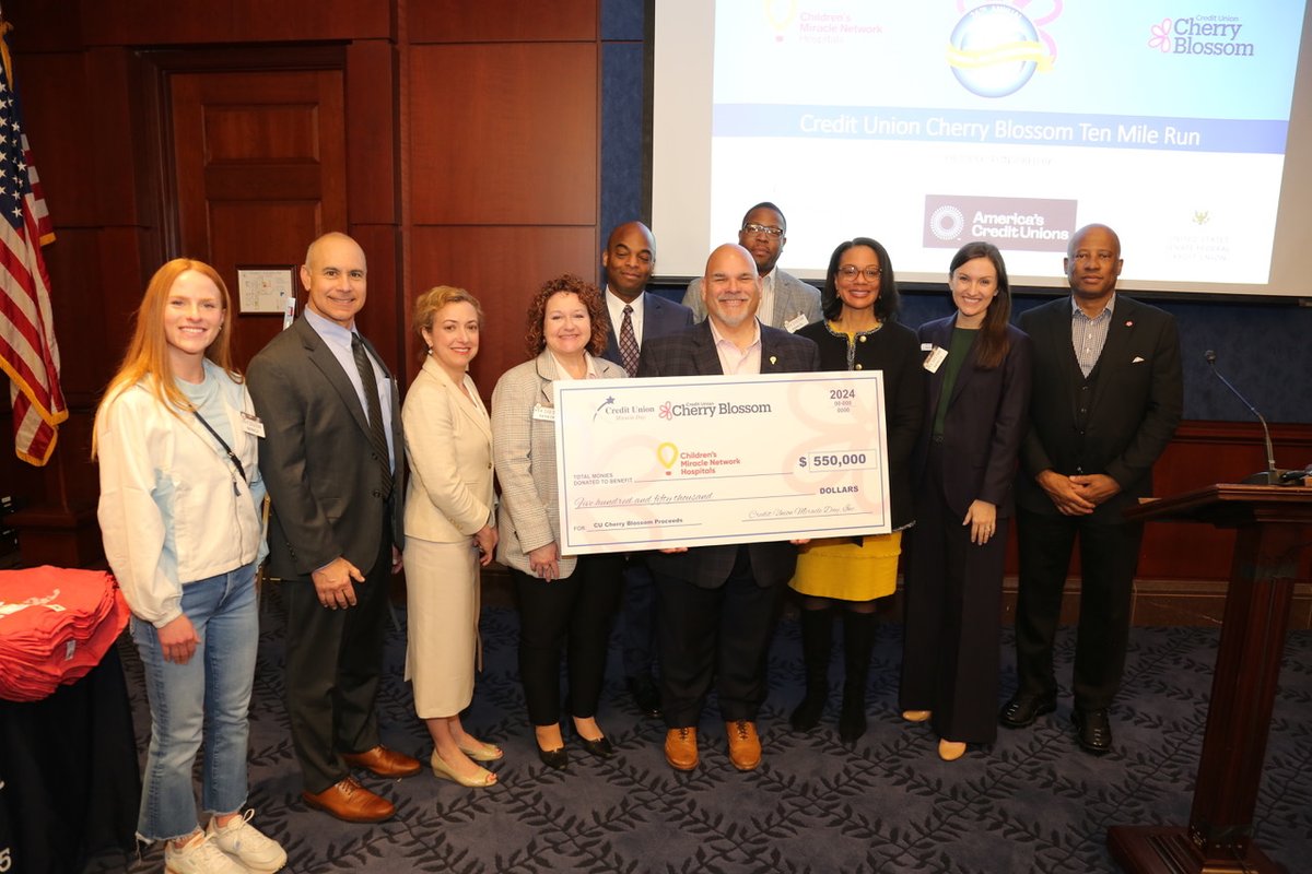 Thanks to the generous support of credit unions & industry partners, our CEO John Bratsakis presented a $550K check to @CMNHospitals in his capacity as Chair of CU4Kids, CUMD & @CUCB. @WeArePSCU @TruStage @USSFCU @AmericasCUs @CongressFed @NIHFCU @ChildrensNatl @HopkinsKids