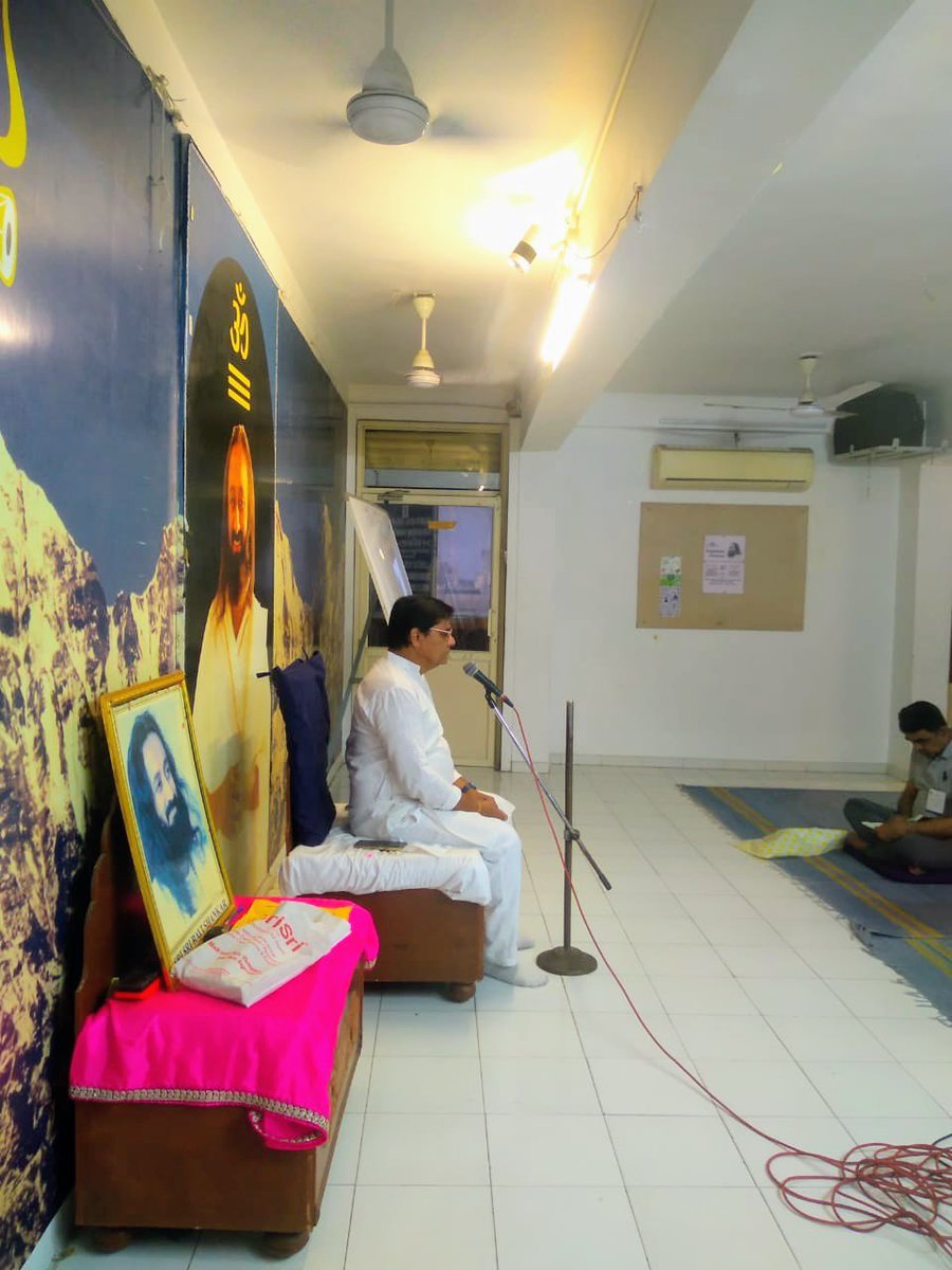 prince_makhecha's tweet image. #happinessprogram @SriSri