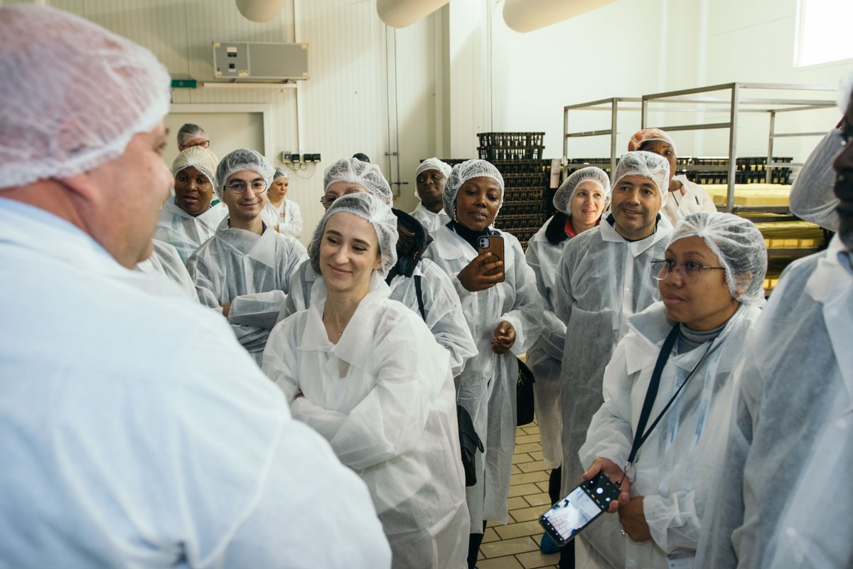 🌐💼Retour sur la mission économique et commerciale de la Francophonie en Europe centrale et orientale 🌍📈
Une initiative qui renforce les liens économiques et culturels de l'espace francophone. 
#MissionECOF 🌍✨

Lisez l'article : ow.ly/s5p250R99Vk