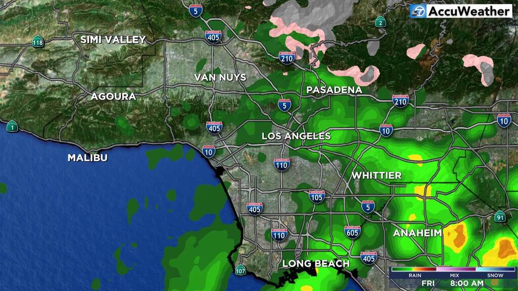 Rain 🌧️ predicted for #LosAngeles. Make sure you're #LARain ☔️ ready: 🔗bit.ly/LAFDStormSafety