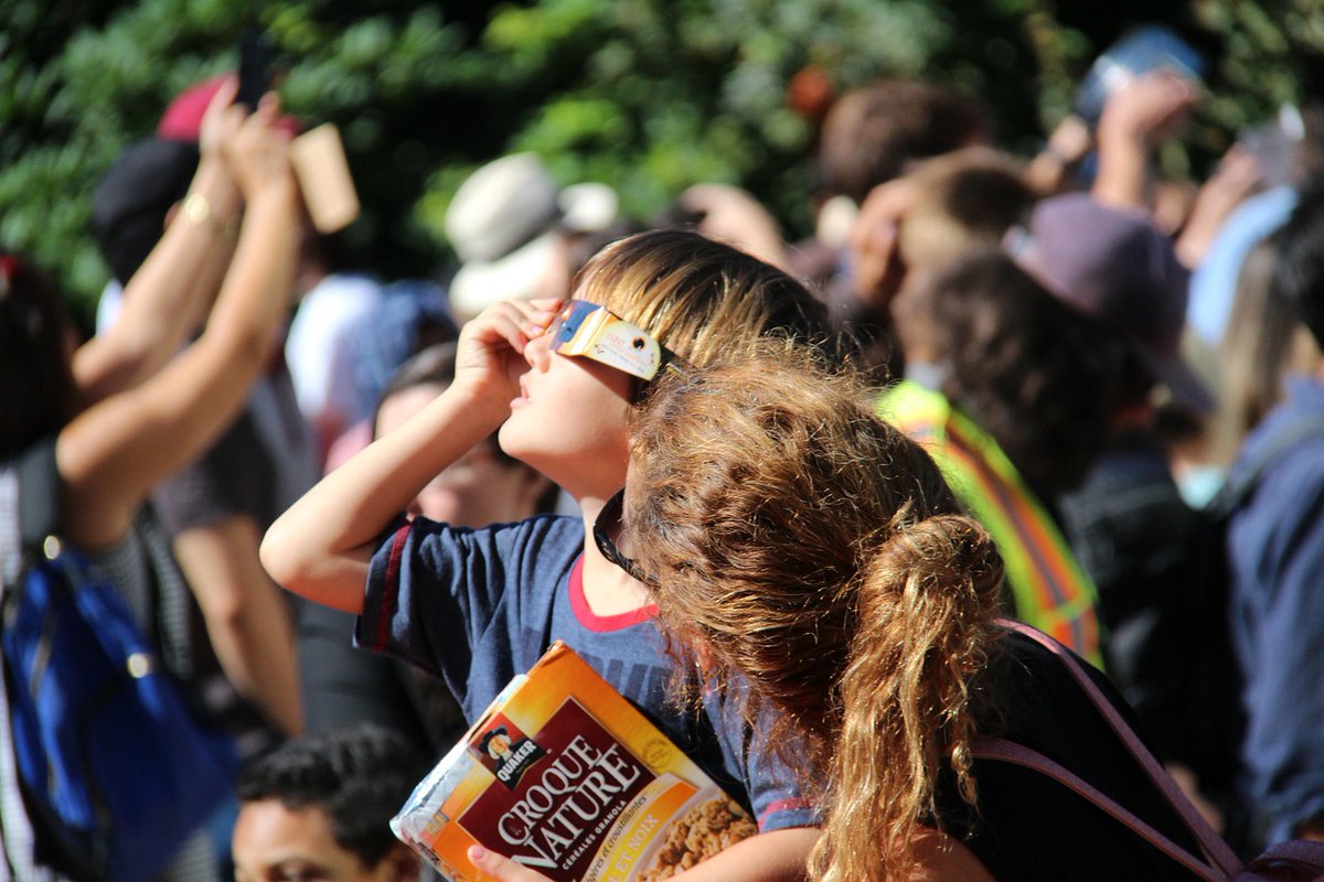 Learn tips to prepare & practice #eye safety for the upcoming #solar eclipse on April 8, 2024: aao.org/eye-health/tip…