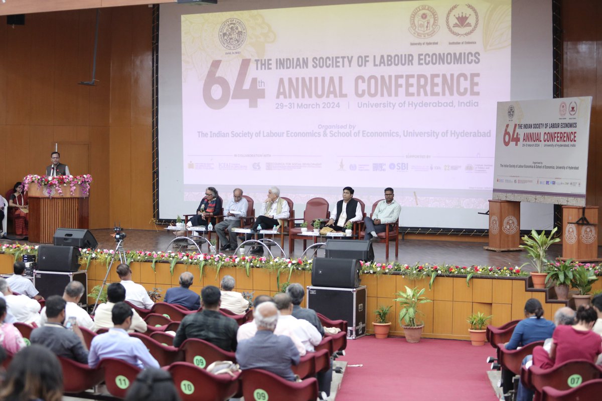 Valedictory Session, #64thISLEConference @HydUniv reflecting on the insights & knowledge shared throughout the conference &looking ahead to future initiatives @IITHyderabad @icfaiofficial @CsdHyderabad @cessicssr @icssr @ilo @FESinAsia @TheOfficialSBI @Wits_SCIS @gipe_official