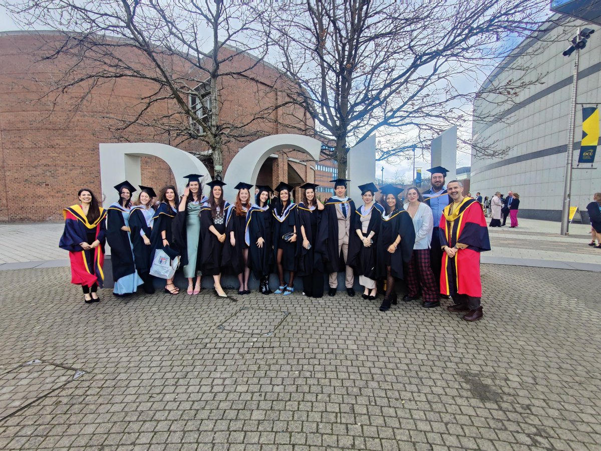 Today was graduation day in @DCU and I had the great pleasure of chairing the @DcuSalis MA in translation Studies and MSc in Translation Technology programmes for these amazing students! Happy graduation day to you all! #Translation #Technology