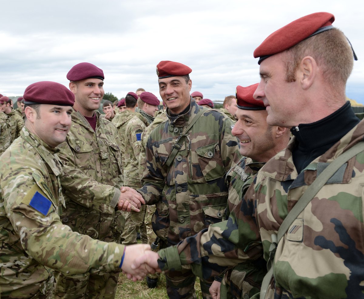 🪂(🇬🇧+🇫🇷)=💪 Marking #EntenteCordiale120, the anniversary of the 1904 agreements which improved relations between Britain and France. Since 2013 we have been trained and ready to deploy on operations with our #airborne partners @11eBP, as the spearhead of military co-operation.