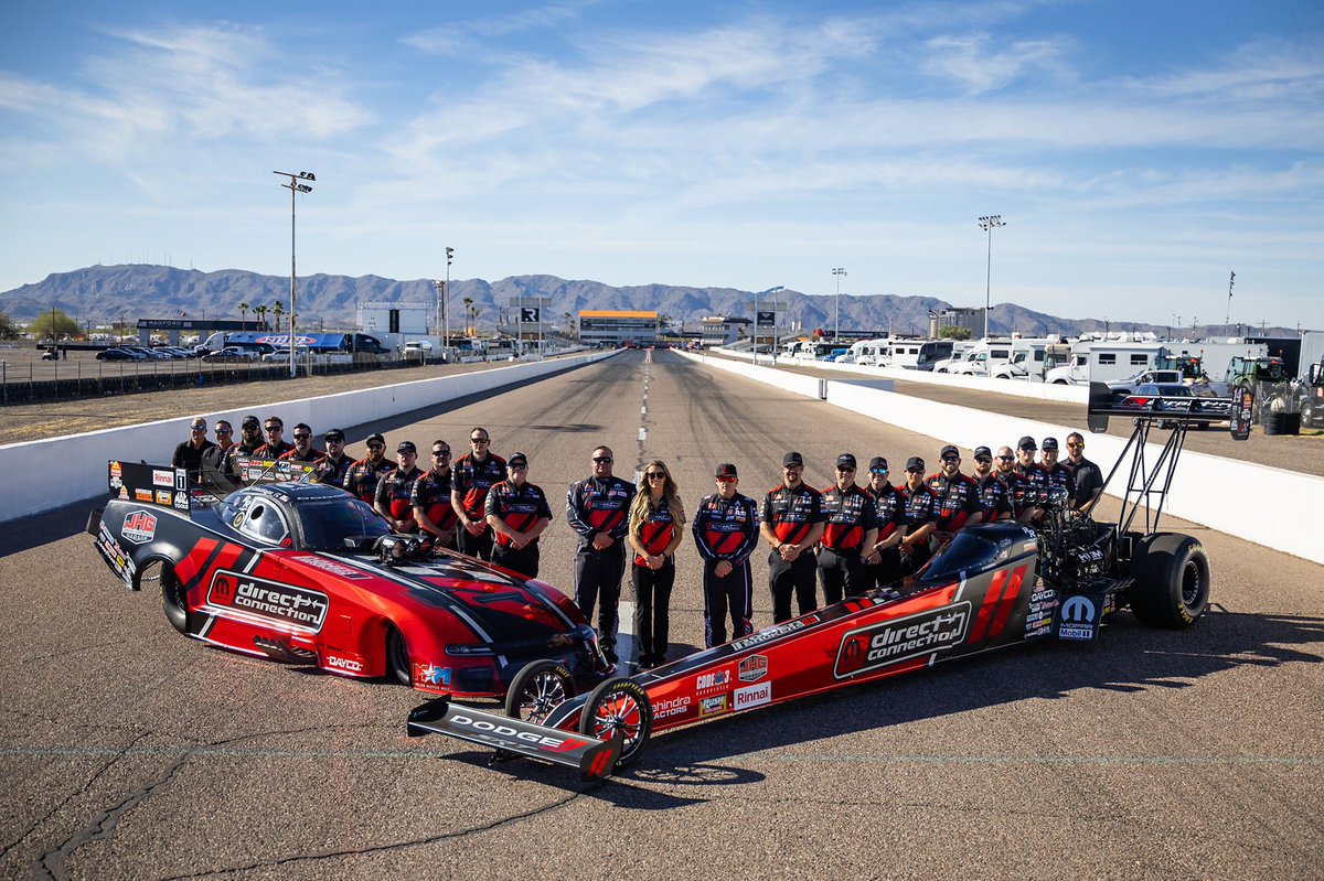 Four favorites from my annual @TSRnitro #NHRA photo shoot with @TonyStewart @MattHagan_FC and @LeahPruett_TF at the top end of @RaceFMP 📸 @rebilasphoto