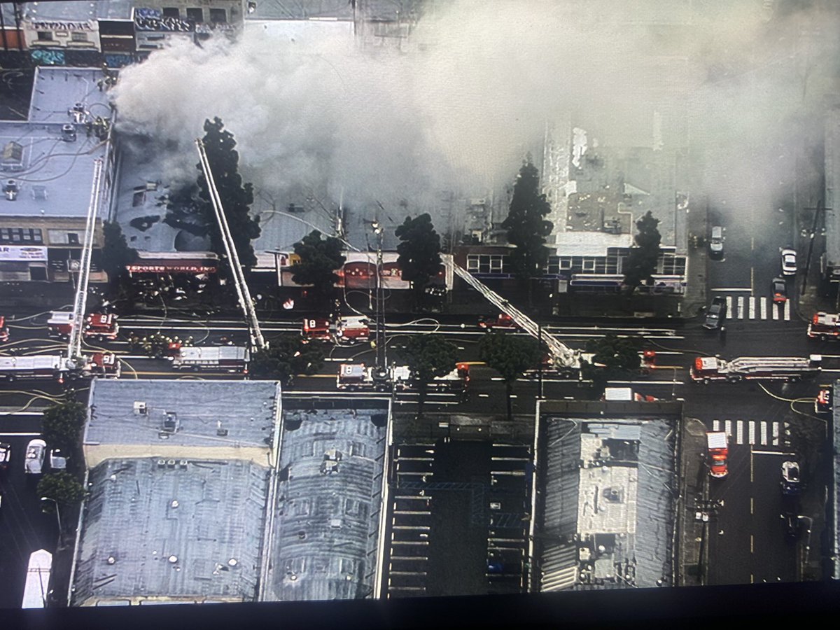 A major commercial building fire in the 1400 block of S. Main St. in #DTLA brought a small army of #LAFD firefighters to the battle. The fire started just after 5am in a sportswear store. No injuries reported. Traffic affected in the area. #NewsChopper4 @LAFDtalk @NBCLA