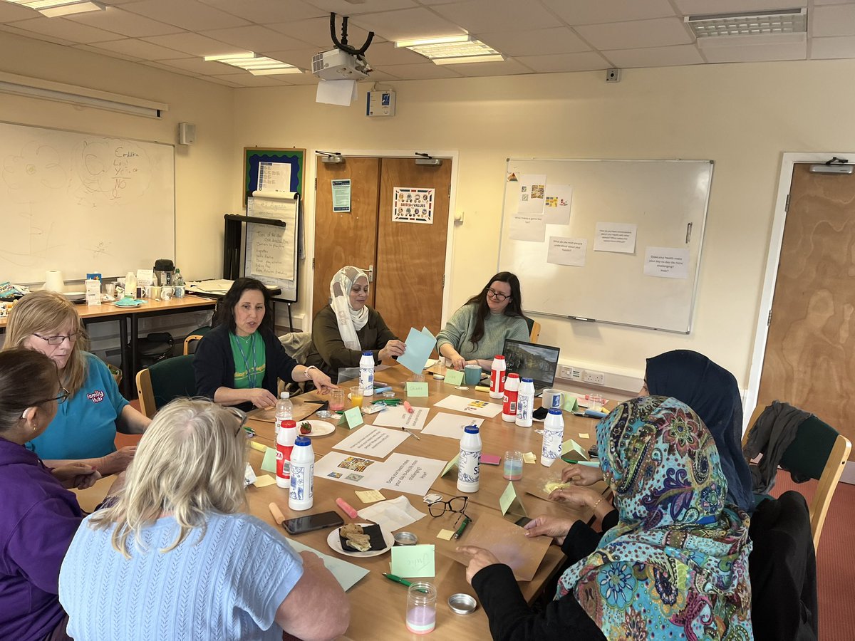 The Finding Out Together team joined up with @DrSianZenaHolt to deliver a listening cafe at Clovelly Family Hub in Southampton.  Fabulous insightful session co-producing a game to help facilitate difficult discussions surrounding multiple long term health conditions.  @katehs83