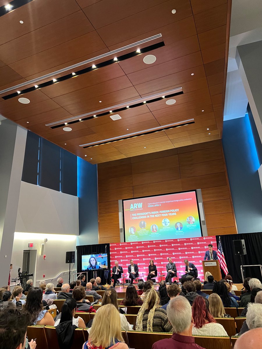 Watch our next #ARW9 conference panel online now on the most pressing foreign policy challenges that will face the next Presidential administration: hls.indiana.edu/arw/live/index…