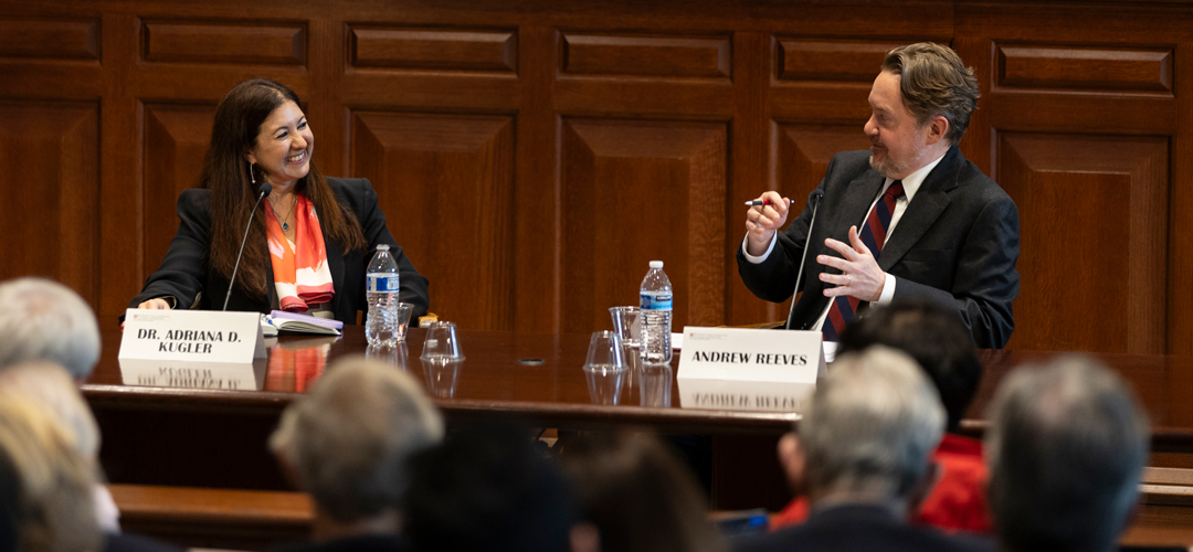 Earlier this week, Governor Kugler gave a speech on the outlook for the U.S. economy and monetary policy at @WUSTL: federalreserve.gov/newsevents/spe…