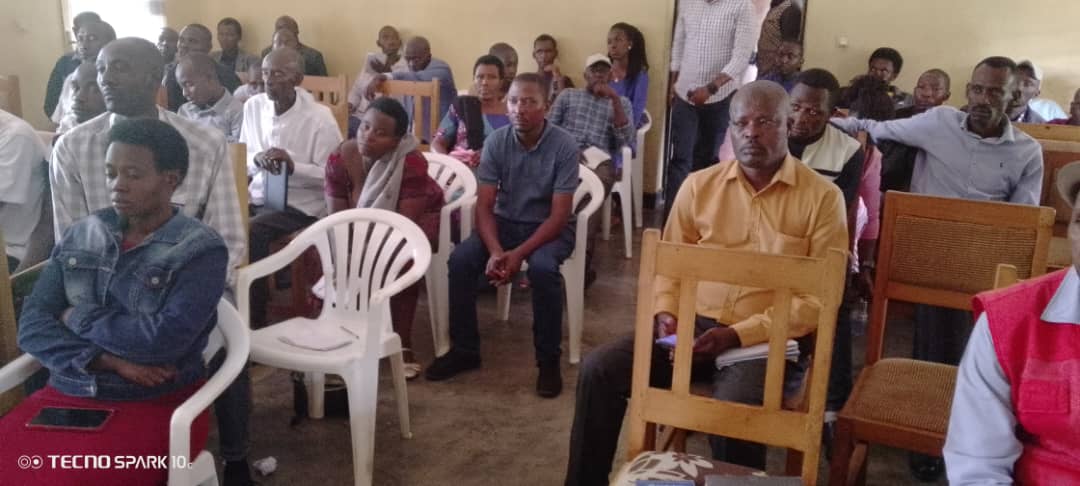 Nyagatare Sector (@nyagataresector) on Twitter photo Uyu munsi mu murenge wa Nyagatare twahuguye ibyiciro bitandukanye kuri gahunda ya Zero out of school children izadufasha gusubiza mu mashuri abaritaye gufasha abatari batangira ishuri kurijyamo(kuva ku myaka 6-15)no kubafasha kurigumamo <a href="/NyagatareDistr/">Nyagatare District</a> <a href="/JennyIngabire/">INGABIRE Jenny</a> Uyu munsi mu murenge wa Nyagatare twahuguye ibyiciro bitandukanye kuri gahunda ya Zero out of school children izadufasha gusubiza mu mashuri abaritaye gufasha abatari batangira ishuri kurijyamo(kuva ku myaka 6-15)no kubafasha kurigumamo <a href="/NyagatareDistr/">Nyagatare District</a> <a href="/JennyIngabire/">INGABIRE Jenny</a>