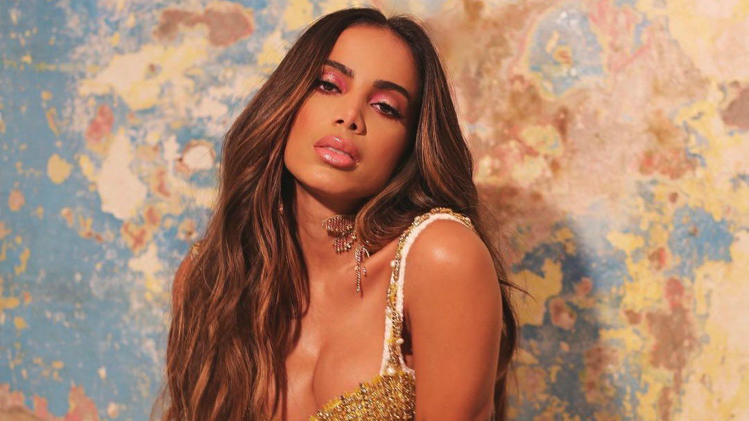 AnittaPress's tweet photo. According to a French insider, Anitta will have a concert in Paris in June. 🇫🇷 https://t.co/2tw0IsTxUK