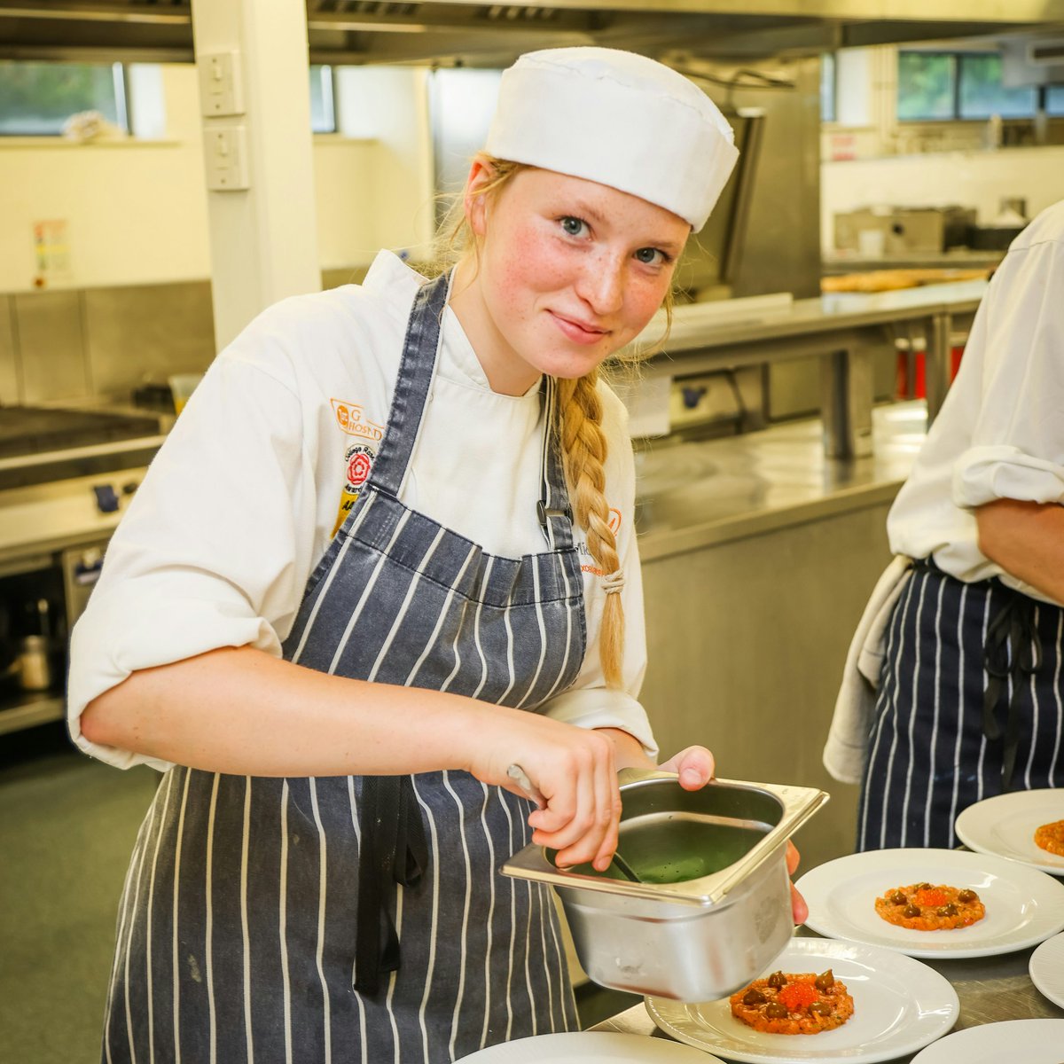 Congratulations to Mia for winning the Best In Class award at the Major Chefs Culinary Challenge! She was awarded for her incredible seafood dish. Brilliant work. #ExeCollProud | @MajorInt