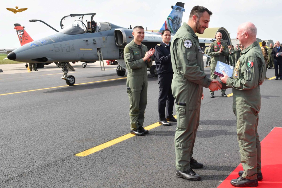 ItalianAirForce tweet picture