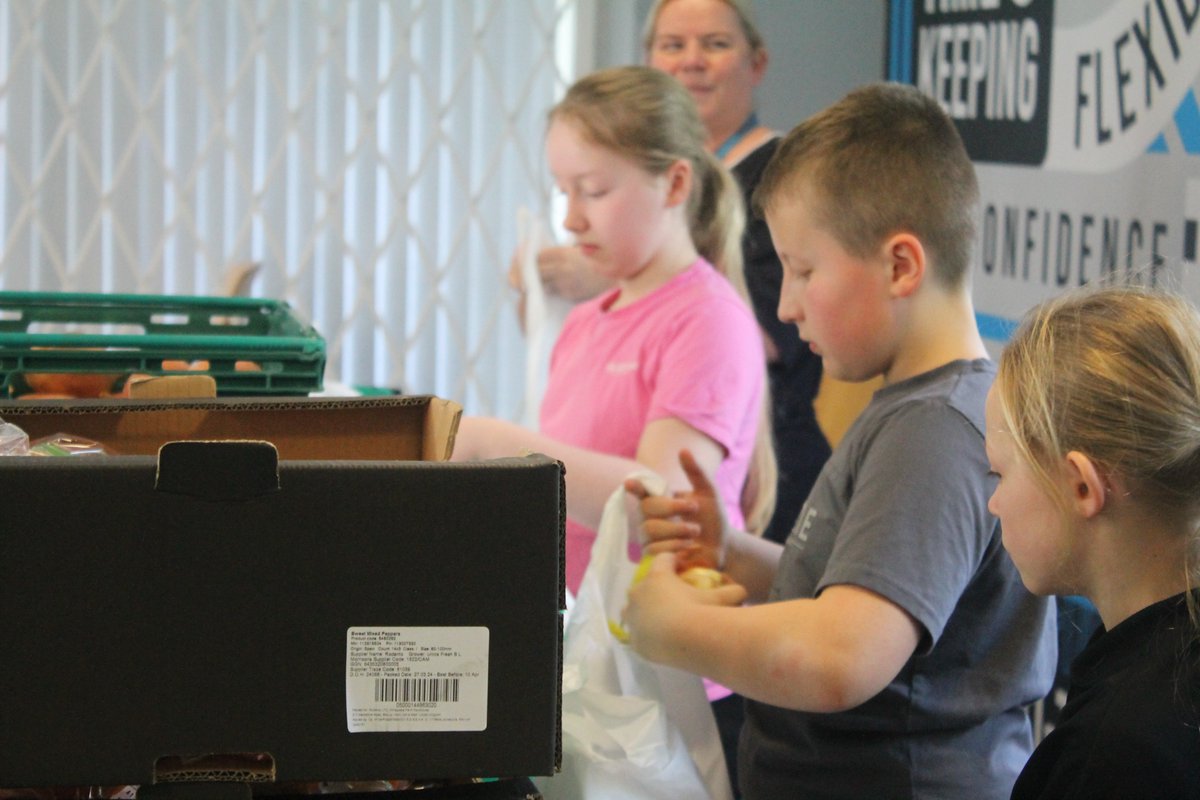 The last day of Easter #HAF2024 was all about food thanks to @ntcouncilteam and @TeamTBBT 🍞 We gave back to our community by helping pack shopping for The Bread and Butter Thing 🍽️ Some of our grown-ups joined us for a Council funded Cooking Element session, #easeINTOEaster