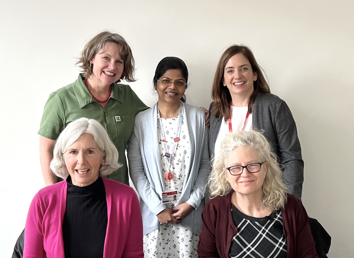 We're so incredibly proud of @Sangy_Anandaraj, who defended her PhD thesis today on 'Attitudes and beliefs of women about the implementation of midwife-led care in India.' Congratulations, Dr Sangy! @mjduaso @DrFeeleyRM ❤️