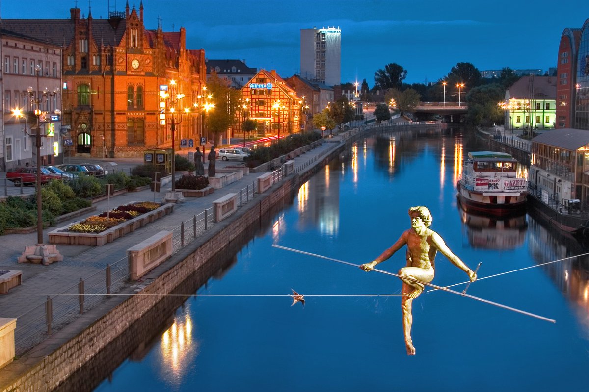 👀 Bydgoszcz is a city adorned with an array of different sculptures and monuments. Have you spotted... ⛲️ The Deluge Fountain 🏹 The Archer ⚖️ Man Crossing The River ⛵ Raftsman #visitpoland #travel #polandtravel #bydgoszcz