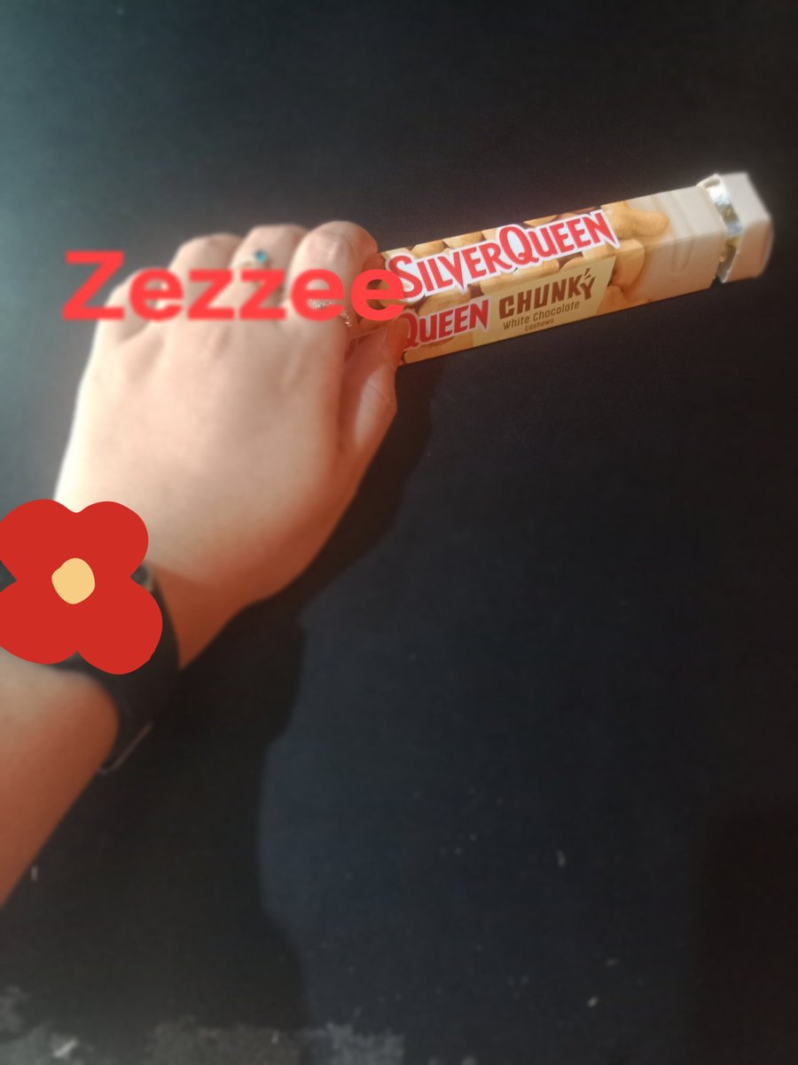 Zezzee tweet media