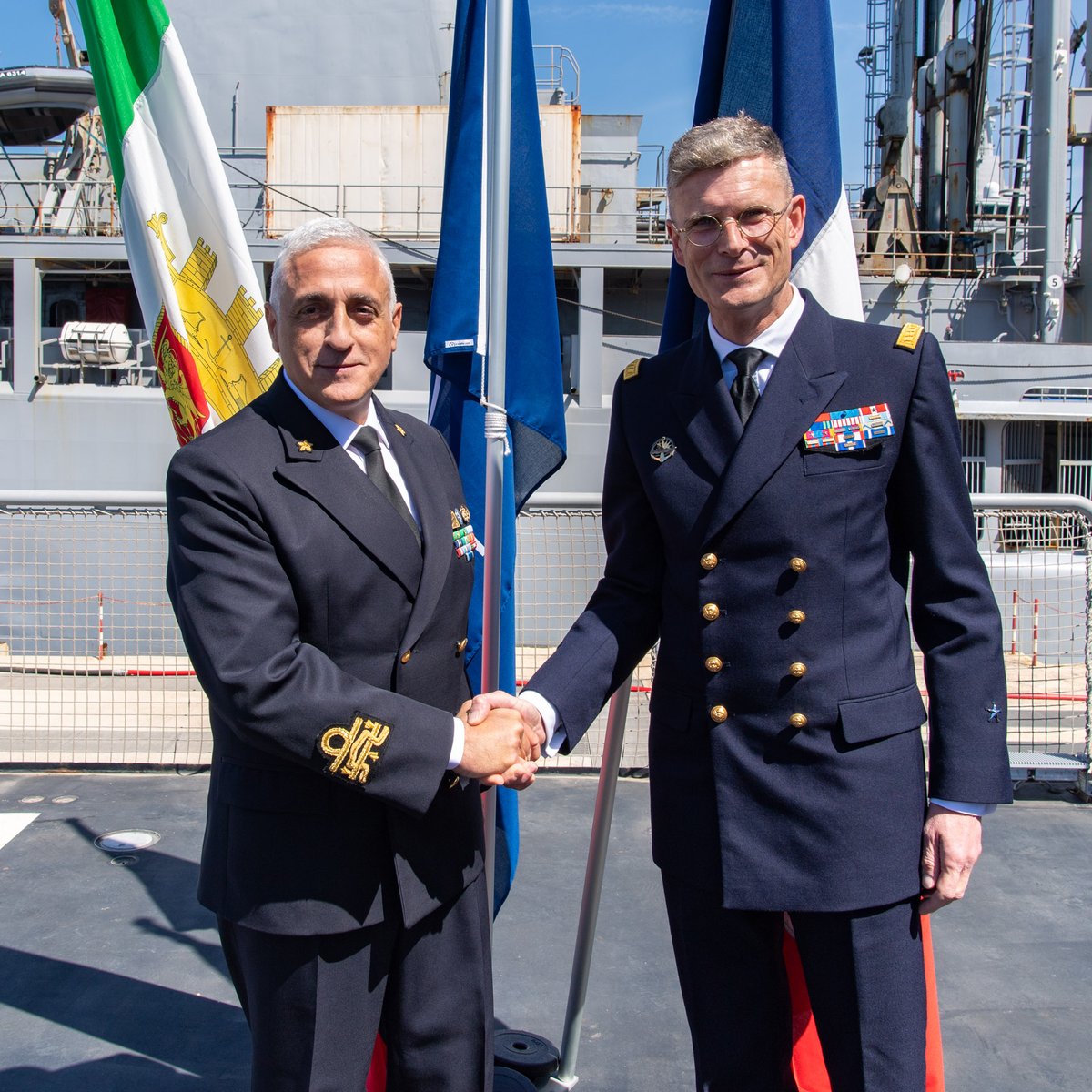 Today, (italian flag) Rear Admiral Esposito has formally handed over command of Standing NATO Maritime Group to (french flag) Rear Admiral Bossu. We carry on the mission ! #StrongerTogether #WeAreNATO @ItalianNavy @MarineNationale