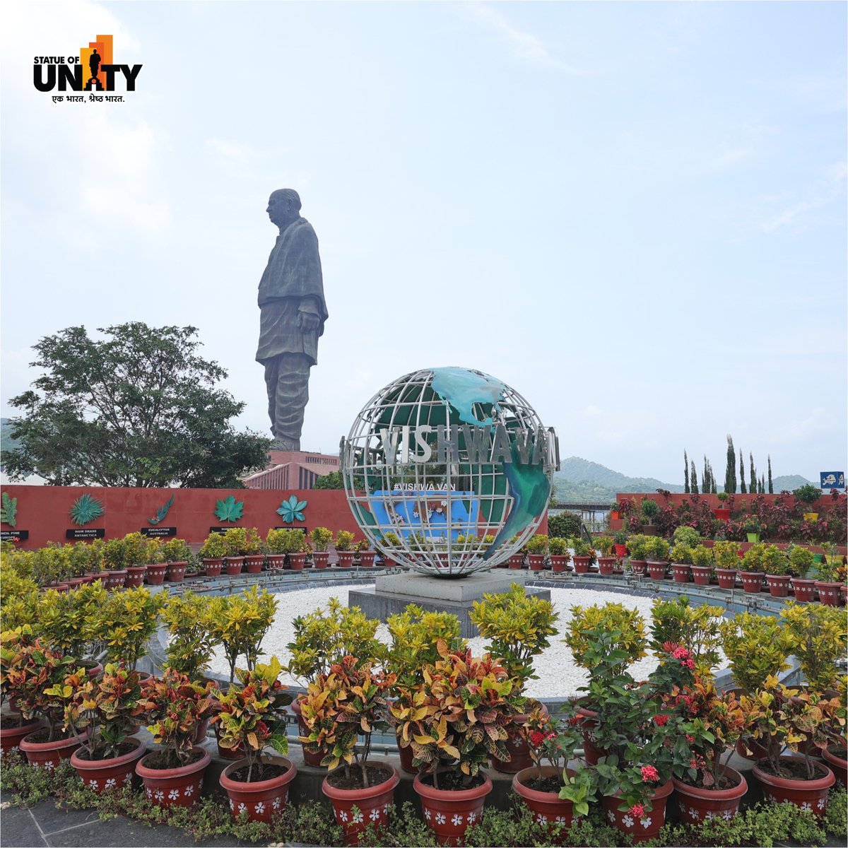 Come set foot on a journey through the enchanting #VishwaVan  – where nature's tranquility meets the grandeur of the #StatueOfUnity 

Plan your visit now and find your serene escape in #EktaNagar's embrace. 

#NatureRetreat