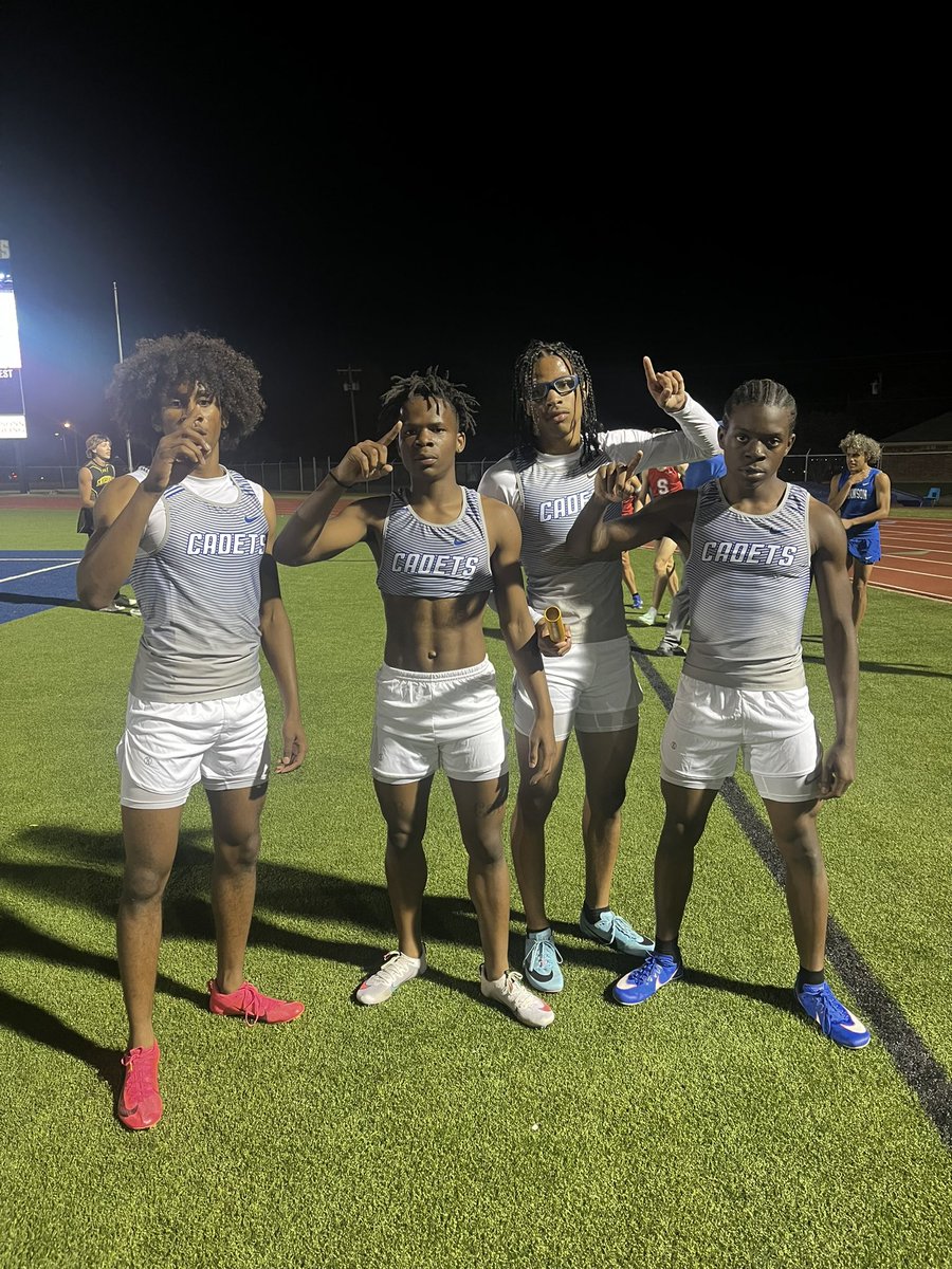 These young men were on fire last night. 1st place district champs 4x4. @2wayCJ @_Coach_Terrell