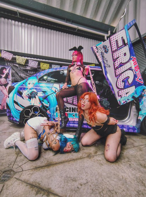 Ya no me acuerdo si sub&iacute; esta aqu&iacute;:  @_k4nd13_ @kbonitalaranita  Deidara.cos en IG  Ataduras hechas por<a class="tags" target="_blank" title="On Twitter" href="/?out=eyJ0eXAiOiJKV1QiLCJhbGciOiJIUzUxMiJ9.eyJpYXQiOjE3MjMyNzc0NTMsImlzcyI6InR3cG9ybnN0YXJzLmNvbSIsIm5iZiI6MTcyMzI3NzQ1MywiZXhwIjoxNzU0ODEzNDUzLCJyZWRpcmVjdF91cmwiOiJodHRwczovL3R3aXR0ZXIuY29tL19rNG5kMTNfIn0.1gouzee8BFR4VVXKrGX6TbcA6sol1_nGfvvtOOMTsns-_2Qjjj4qtUJF43p_Y24n1prIN0yJ-OH6x3UyxqQjYA">@_k4nd13_</a><a class="tags" target="_blank" title="On Twitter" href="/?out=eyJ0eXAiOiJKV1QiLCJhbGciOiJIUzUxMiJ9.eyJpYXQiOjE3MjMyNzc0NTMsImlzcyI6InR3cG9ybnN0YXJzLmNvbSIsIm5iZiI6MTcyMzI3NzQ1MywiZXhwIjoxNzU0ODEzNDUzLCJyZWRpcmVjdF91cmwiOiJodHRwczovL3R3aXR0ZXIuY29tL2tib25pdGFsYXJhbml0YSJ9.7kCOGcQ1FdgwgBSZb2gVpvOowUpxkgyg8_NTcORR2Y7JQbNQcdpkhzMyuQx3CmIq1aZuIX4bHYZT-CDuP5nXEw">@kbonitalaranita</a><a href="/tag/shibari"class="tags"><span>#shibari</span></a><a href="/tag/lluvia"class="tags"><span>#lluvia</span></a><a href="/tag/%E7%B8%84"class="tags"><span>#縄</span></a><a href="/tag/kinbaku"class="tags"><span>#kinbaku</span></a><a href="/tag/%E7%B7%8A%E7%B8%9B"class="tags"><span>#緊縛</span></a>