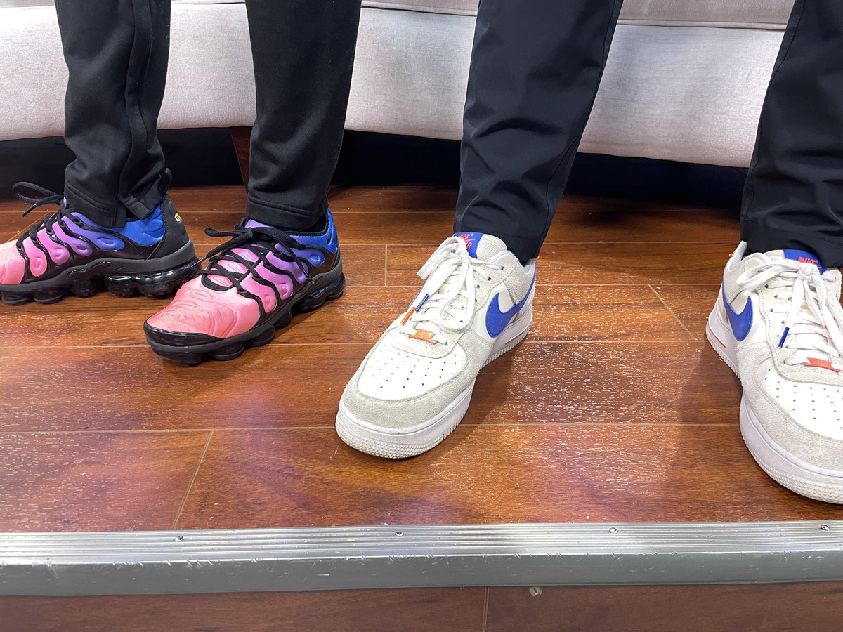 Forrest Tucker (@forresttuckertv) on Twitter photo FINAL FOUR FRIYAY ‼️🏀⛹️♀️🏆
What a pleasure it was to have <a href="/Coachashleyg/">Coachag</a> of <a href="/hchs_ladydevils/">Henry Clay Girls Basketball</a> hoops on Coaches Couch to talk about the <a href="/MarchMadnessWBB/">NCAA March Madness</a> Final Four!
Great interview that you don't wanna miss on <a href="/ABC36News/">ABC 36 News</a> at 3 p.m.
We brought the 🔥 on the 🎤 & w/ the 👟 game! FINAL FOUR FRIYAY ‼️🏀⛹️♀️🏆
What a pleasure it was to have <a href="/Coachashleyg/">Coachag</a> of <a href="/hchs_ladydevils/">Henry Clay Girls Basketball</a> hoops on Coaches Couch to talk about the <a href="/MarchMadnessWBB/">NCAA March Madness</a> Final Four!
Great interview that you don't wanna miss on <a href="/ABC36News/">ABC 36 News</a> at 3 p.m.
We brought the 🔥 on the 🎤 & w/ the 👟 game!