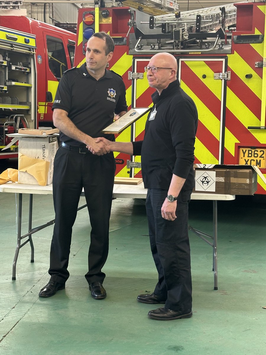Congratulations to Gary Speak - ⁦⁦<a href="/WYFRS/">West Yorkshire Fire and Rescue Service</a>⁩ Stores Manager - who retired today after 45 years and 11 months!!! Fantastic service to the communities of West Yorkshire and a career spent supporting every single element of our service delivery. An amazing contribution 👏🏼