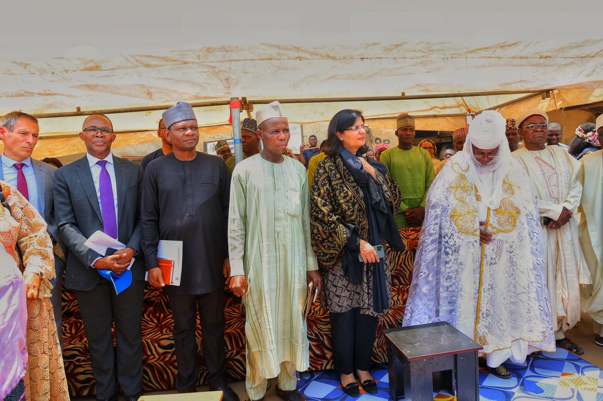 Our ED/CEO, Dr @Muyi_Aina , led the @gavi delegation, spearheaded by CEO Sen.@SaniaNishtar on a field visit to Mabushi Community, Abuja Municipal Council. This visit underscores Gavi, the Vaccine Alliance commitment to sustainable health investments in Nigeria through funding for…