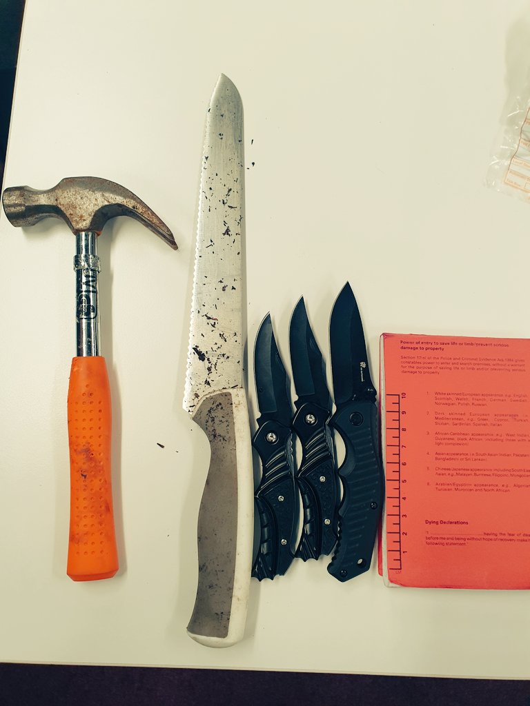 Local SNT Officers conducted a Weapon Sweep in Ashbridge Street NW1. 
Following items were found hidden in bushes, bin, and pot plants.... 
#StaySafe #stopknifecrime #WestbourneSNT