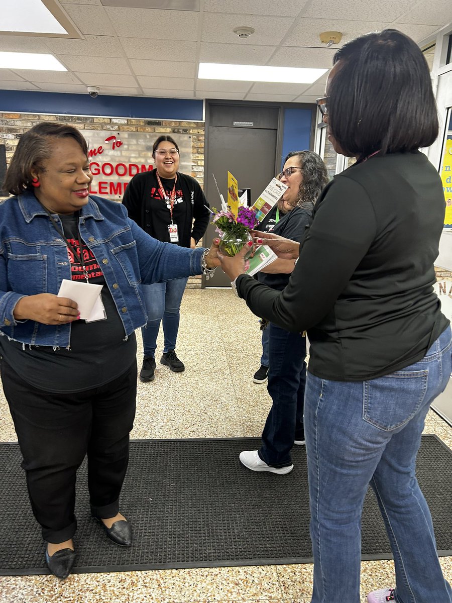 This week was a week of celebrating others who give so much to help make @GoodmanES_AISD great! Here’s to our magnificent paraprofessionals and our phenomenal Assistant Principals! @TraylorKappelle @minegonzo @AldineISD @DrWynneLaToya