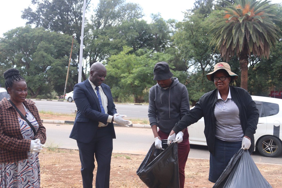 The City of Bulawayo in partnership with the Environmental Management Agency (EMA) held the Provincial Clean Up Campaign for April 2024 which attracted a huge participation from the various stakeholders who included representatives from the Ministry of Local Government and Public…