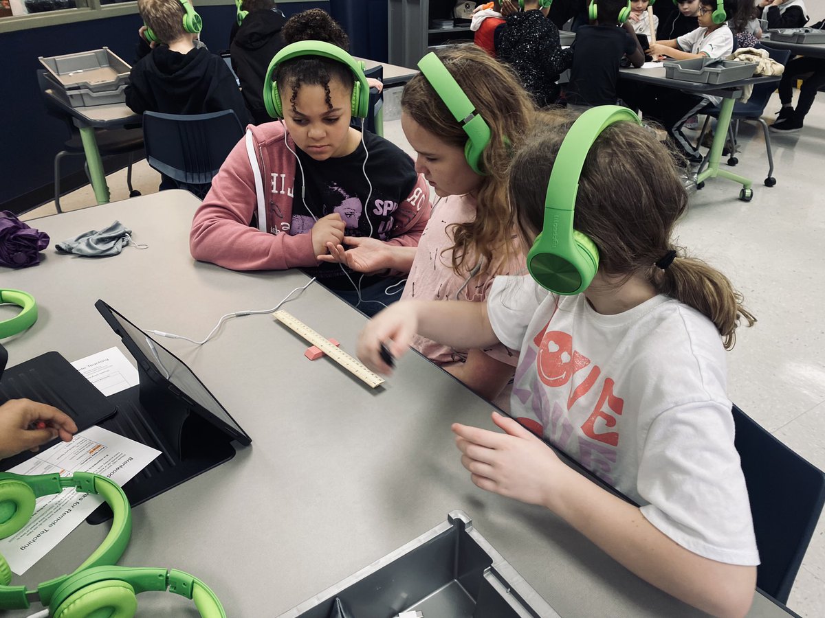 Stephanie DeLuca tweet media