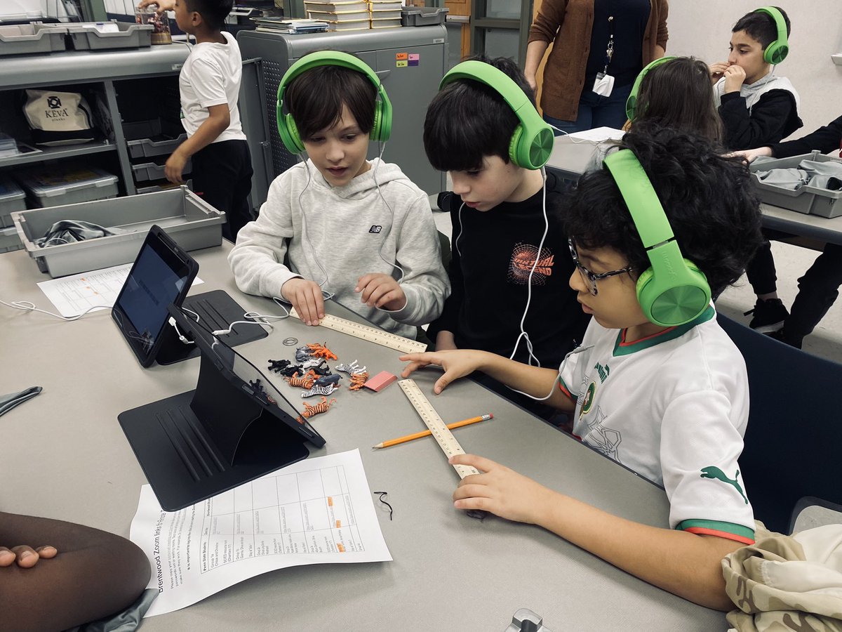 Stephanie DeLuca tweet media