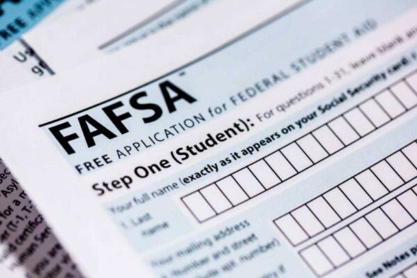 NACAC's tweet photo. “We’ve already lost so many students during COVID; losing another half million to the FAFSA has grave implications,” said NACAC CEO @AngelBPerez. #NACAC members Kelly Pietkiewicz &amp; SACAC president Sean Kennedy also weigh in on the #FAFSA completion crisis. https://t.co/bed6oHVcR5 https://t.co/On9abyDY1y