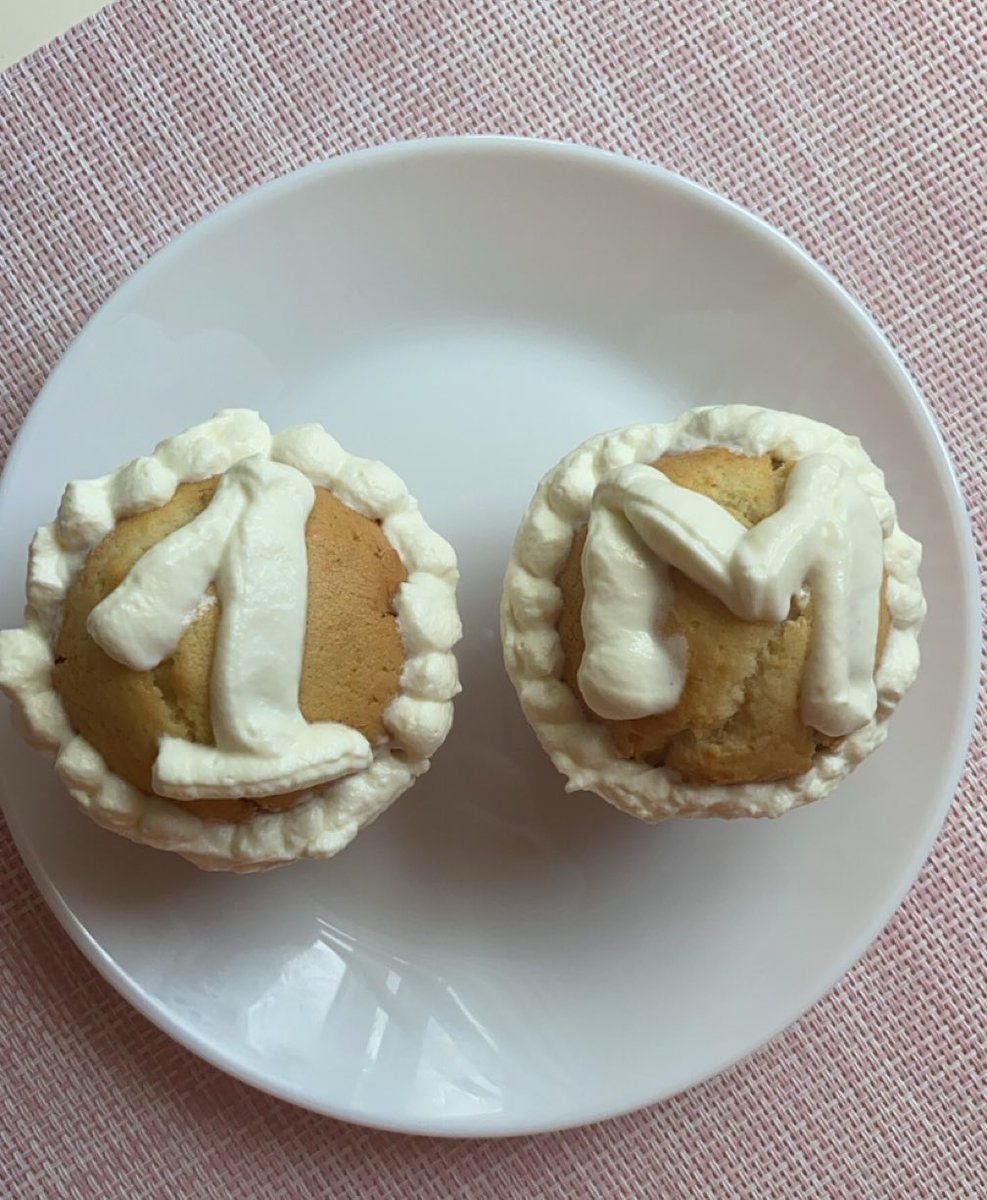 MaraHasIdeas's tweet photo. i hit 1 million views on my tiktok video so i made some cupcakes to celebrate https://t.co/QvEI5hE1g4