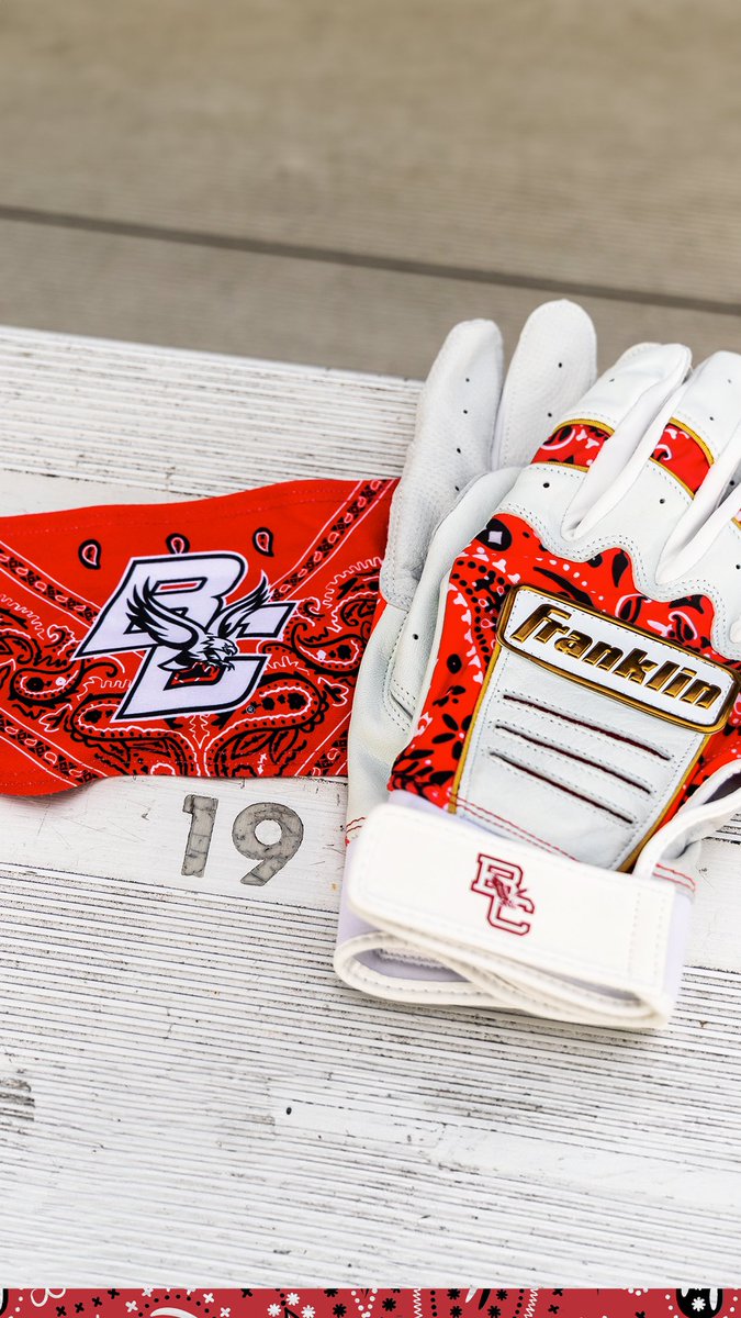 Franklin Sports (@franklinsports) on Twitter photo Welles Crowther was a former student-athlete at Boston College who is credited with saving as many as 18 lives during the September 11th attacks. This weekend we join <a href="/BCBirdBall/">Boston College Baseball</a> in honoring this hero. To learn more, check out the video below.
franklinsports.link/the-red-bandan… Welles Crowther was a former student-athlete at Boston College who is credited with saving as many as 18 lives during the September 11th attacks. This weekend we join <a href="/BCBirdBall/">Boston College Baseball</a> in honoring this hero. To learn more, check out the video below.
franklinsports.link/the-red-bandan…