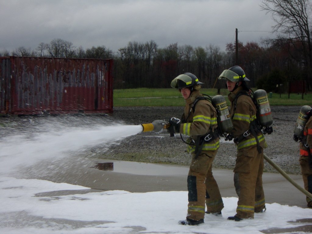 SCCIndiana's tweet photo. The Fire & Rescue students spent Thursday at the Versailles Training Facility working on their vapor suppression skills utilizing firefighting foam equipment!
#SCCexperience #SCClearning #SCCfirerescue #Firefighters #FireRescue https://t.co/lqBX2fjF1k