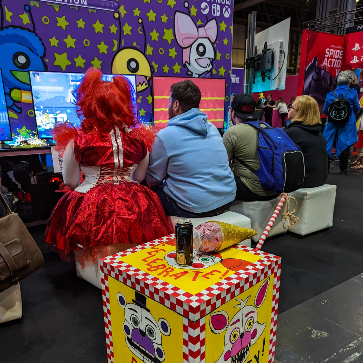 thebehemoth's tweet photo. We appreciate each and every opportunity we get to meet you all at trade shows, and our first time at Insomnia the Gaming Festival was no exception!

Sending a big shout out to all the new friends we made across the pond. See you next time! 😊 @IGFestUK #i72 https://t.co/pzYgwzxCNS