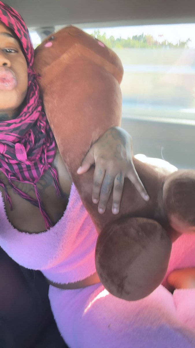 SexyyRed314_'s tweet image. 