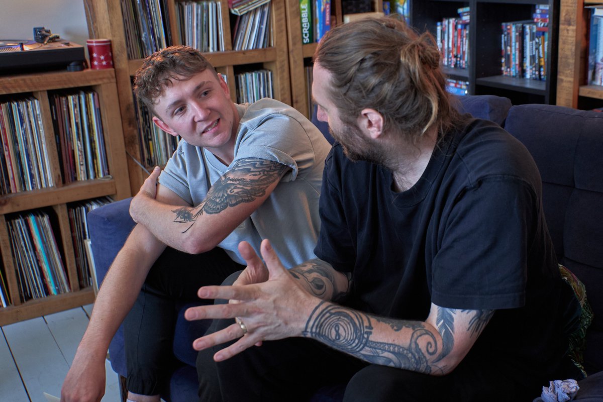 Finished work on my #shortfilm last night. Here's me directing Craig Mclean, playing BLAKE. Thanks to everyone who supported me in this project, I can't wait to show you what we made 📽️🎞️🎬🖤 📸: @MMTipping (unit stills photographer)