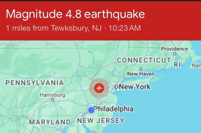 Had a glass of wine before bed and slept through a shake shake😅.
#phillyearthquake