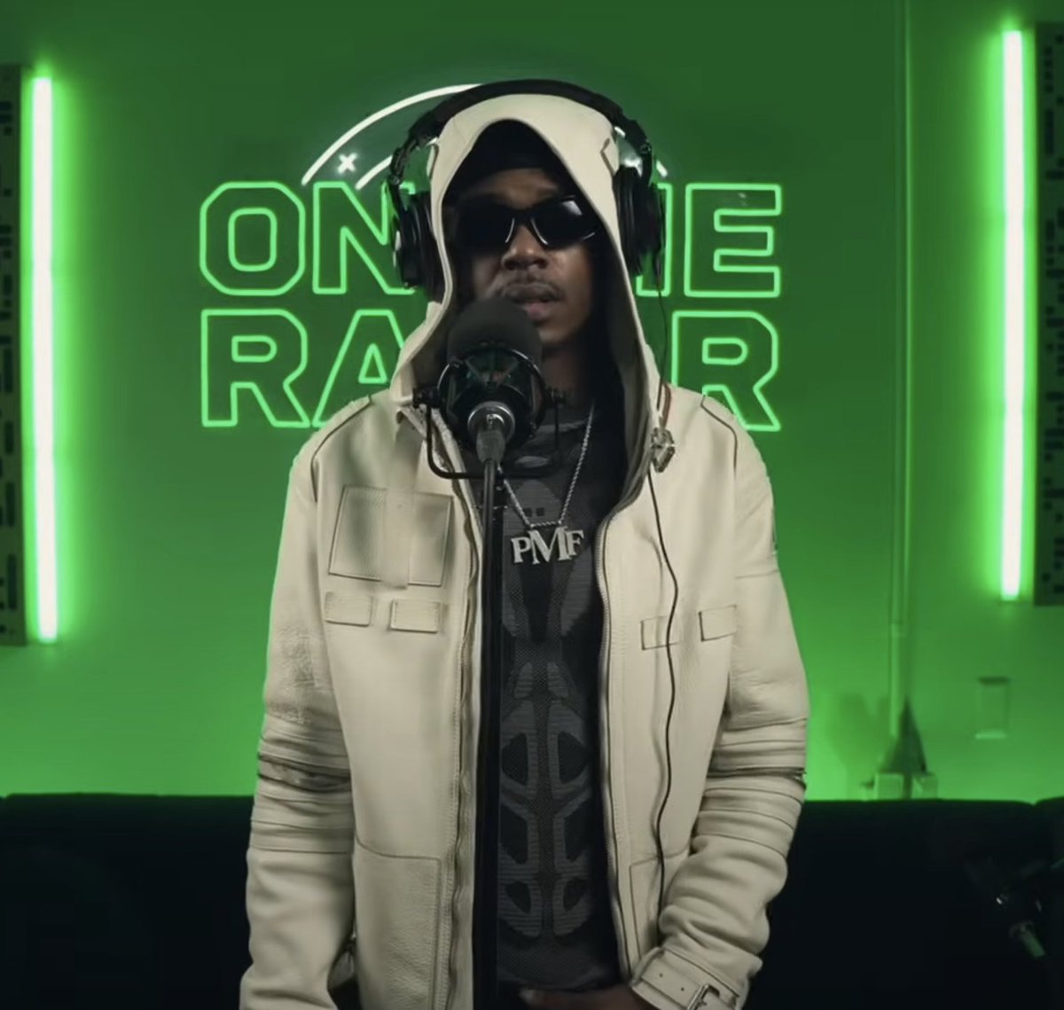 VidesMedia's tweet photo. Notre sélection des SINGLES de la semaine 📅

Freestyle "On The Radar" de thaHomey @thvhomey 

2019 de LINTON @lintondans7sht 

AMOUR ET HAINE de Swan @SwanUniverse 

SKC FREESTYLE de Sunken Club @SunkenClub https://t.co/Yg3PD7l9Tw