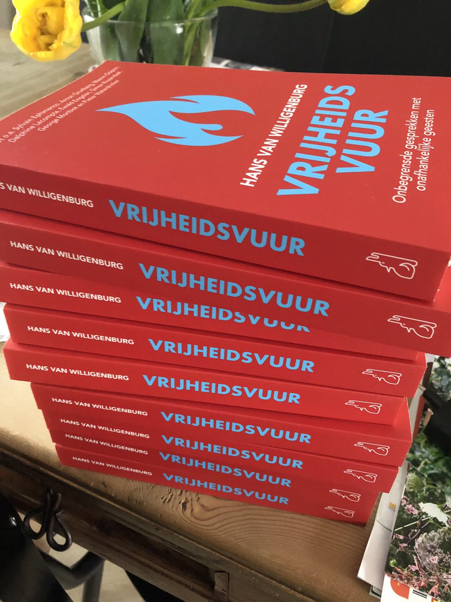 NIEUW BOEK! 💪 Deze DIVERSITEIT aan opinies zou je in elke ‘kwaliteitskrant’ moeten aantreffen (maar tref je er niet in aan). Vandaar dat ikzelf maar aan slag ben gegaan. Bestel nu. ezowolf.nl/product/vrijhe…