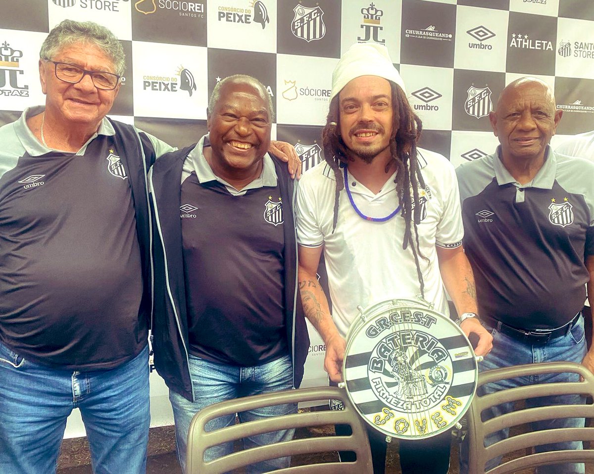 marcelocaverna7's tweet photo. “Orgulho que nem todos podem ter” 
🥁🏳️🏴 https://t.co/fAV3MQxVQW