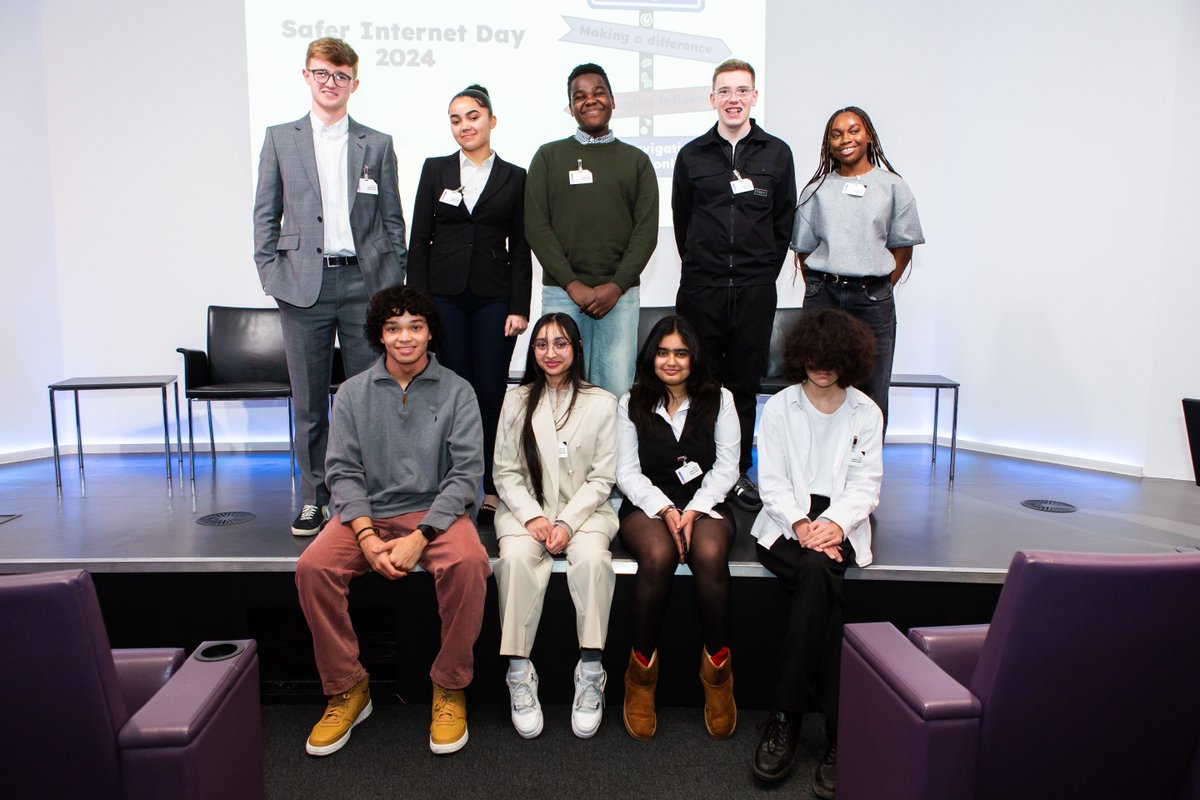 We are looking for young people aged 13-17 and living in the UK, to sign up for our youth advisory board. This is an exciting opportunity to help play a part in making the internet a great and safe place for all children and young people. Find out more: bit.ly/3Tf7tfs