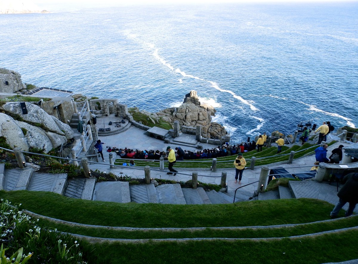 Almost 10 years ago! The audience arriving for what will be a wonderful concert <a href="/ladychatterley/">Nerina Pallot</a> <a href="/NerinaPallot/">Nerina Pallot</a> <a href="/minacktheatre/">Minack</a>