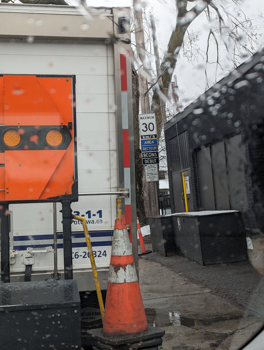 Hey <a href="/ottawacity/">City of Ottawa</a> <a href="/OttawaBylaw/">Ottawa By-law</a> are your trucks/employees exempt from parking unloading zones so they can grab lunch on Elgin? Kinda screws other small businesses trying to do deliveries.