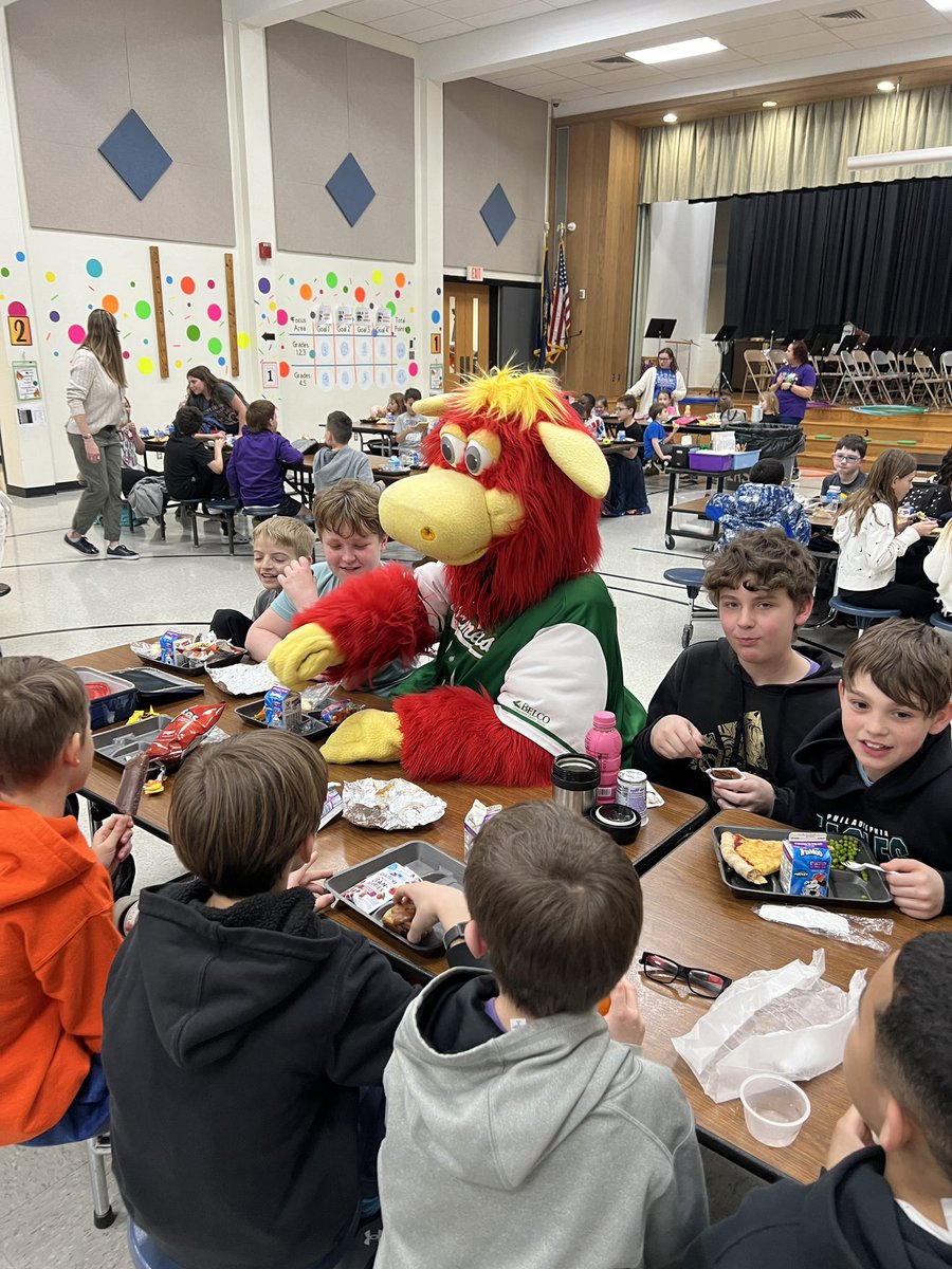 PASDLitCoach's tweet photo. Day 2 promoting the @Lancstormers reading program @NorthsideROARs with Cylo. Smiles all around. Read those books to earn a free ticket.  #Booksandbaseball #ThisIsPalmyra @PalmyraSchools https://t.co/ZESzq13c1F